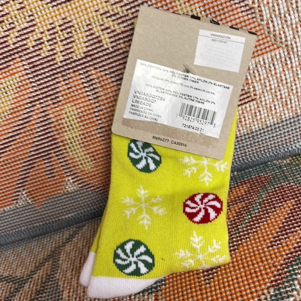 VANS “Off The Wall” Women’s socks
NWT - Picture 15 of 16